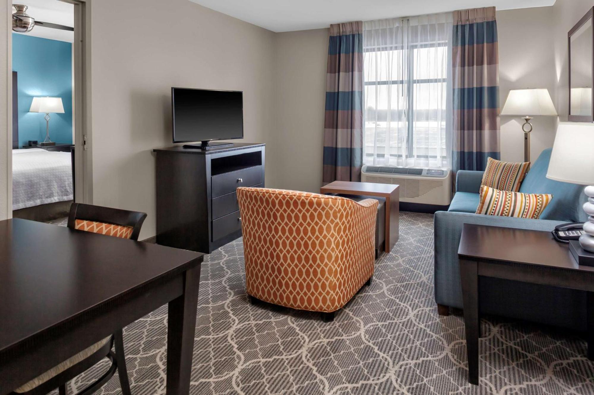 Homewood Suites By Hilton Wauwatosa Milwaukee Екстериор снимка