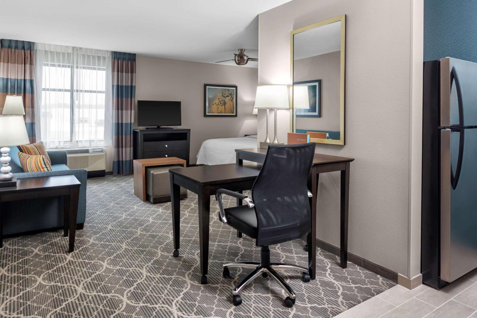 Homewood Suites By Hilton Wauwatosa Milwaukee Екстериор снимка