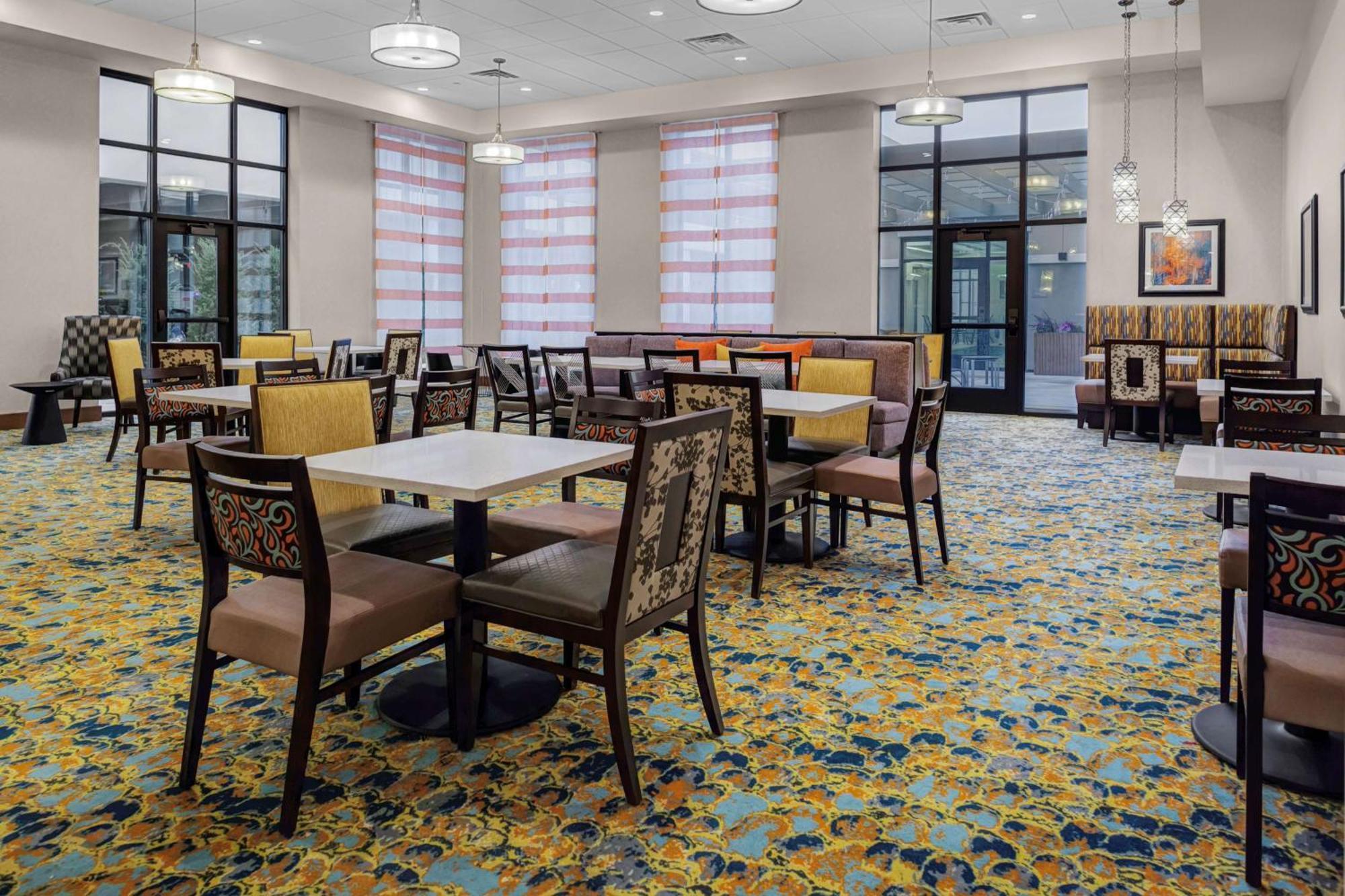 Homewood Suites By Hilton Wauwatosa Milwaukee Екстериор снимка